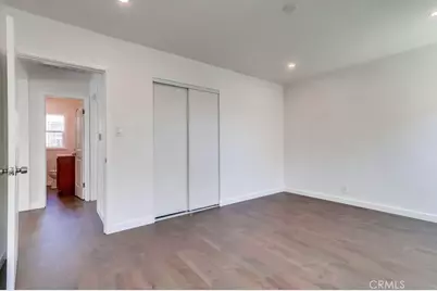 521 W 98th, Los Angeles, CA 90044 - Photo 32