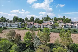 7917 E Viewrim, Anaheim Hills, CA 92808 - Photo 32