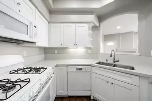 7917 E Viewrim, Anaheim Hills, CA 92808 - Photo 16