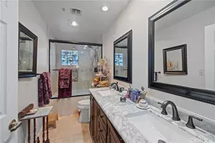 861 S Windsor Blvd, Los Angeles, CA 90005 - Photo 16