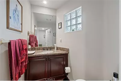 861 S Windsor Boulevard #105, Los Angeles, CA 90005 - Photo 18