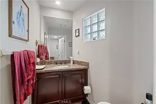 861 S Windsor Blvd, Los Angeles, CA 90005 - Photo 18