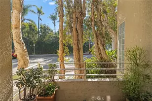 861 S Windsor Blvd, Los Angeles, CA 90005 - Photo 20