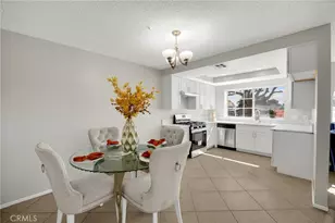 331 E Phillips, Pomona, CA 91766 - Photo 8