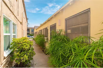 75 Granada, Long Beach, CA 90803 - Photo 6