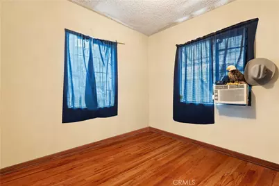 247 E 97th, Los Angeles, CA 90003 - Photo 6