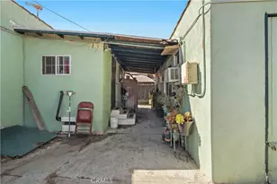 247 E 97th, Los Angeles, CA 90003 - Photo 16