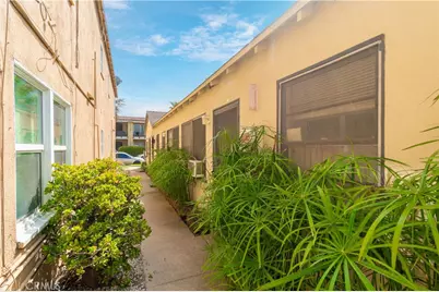 75 Granada, Long Beach, CA 90803 - Photo 6