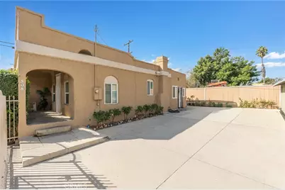 926 E Pine, Santa Ana, CA 92701 - Photo 2