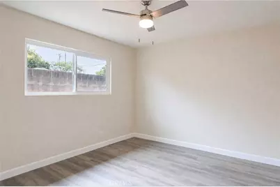 2014 S Poplar, Santa Ana, CA 92704 - Photo 6