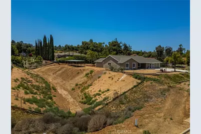 16481 Valle Vista Way, Riverside, CA 92506 - Photo 62