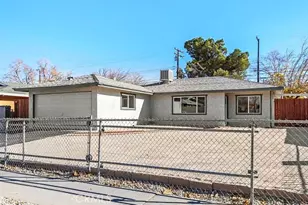 44532 Andale, Lancaster, CA 93535 - Photo 4