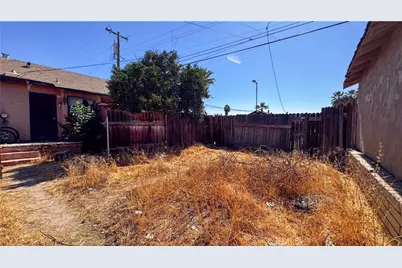 2512 N Baker, Bakersfield, CA 93305 - Photo 16