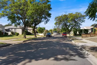 2030 W 95th, Los Angeles, CA 90047 - Photo 28