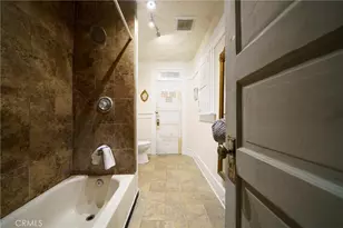 146 W Vernon, Los Angeles, CA 90037 - Photo 20