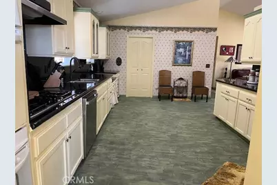 19988 Paso Robles, Redding, CA 96003 - Photo 14