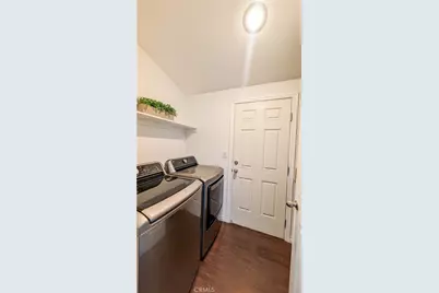 400 E. Arbor St. #1, Long Beach, CA 90805 - Photo 20