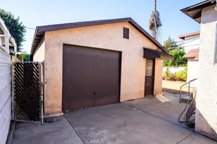 814 W Maple St, Compton, CA 90220 - Photo 4