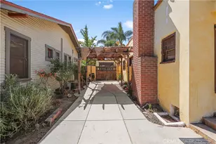 526 W 11th, Corona, CA 92882 - Photo 20