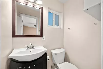 654 W Gage Avenue, Fullerton, CA 92832 - Photo 14
