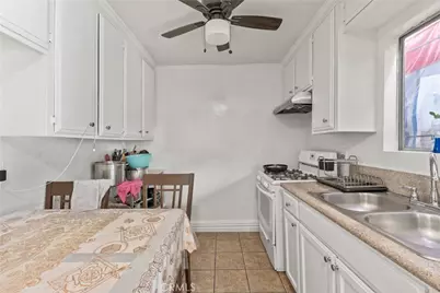 6118 S Main, Los Angeles, CA 90003 - Photo 20