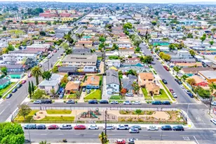 8711 McKinley Pl, Los Angeles, CA 90002 - Photo 34