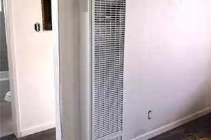 3962 Brighton Ave, Los Angeles, CA 90062 - Photo 10