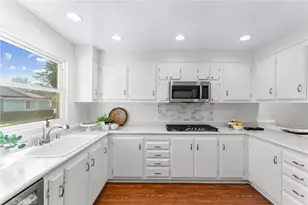 2544 Park Lake, Santa Ana, CA 92705 - Photo 24