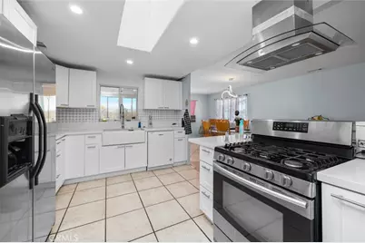 18629 Orange, Hesperia, CA 92345 - Photo 14
