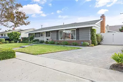 18302 Piper, Yorba Linda, CA 92886 - Photo 2