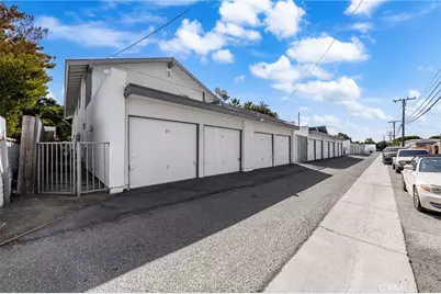 111 N Stanford Avenue, Fullerton, CA 92831 - Photo 20