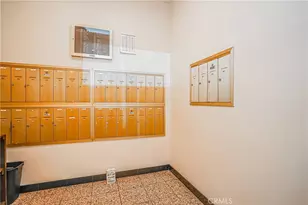 525 S Berendo St, Los Angeles, CA 90020 - Photo 8
