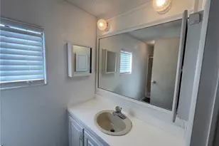 432 S Harbor Blvd, Santa Ana, CA 92704 - Photo 24