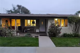 13381 El Dorado Dr M8-202C, Seal Beach, CA 90740 - Photo 2