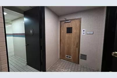 222 S Central #242, Los Angeles, CA 90012 - Photo 26