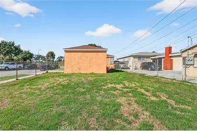 12032 Athens Way, Los Angeles, CA 90061 - Photo 8