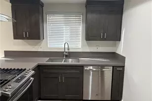 17 E Plymouth, Long Beach, CA 90805 - Photo 10