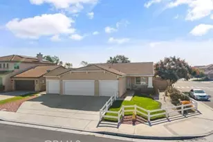 13593 Gray Hawk Ct, Eastvale, CA 92880 - Photo 30