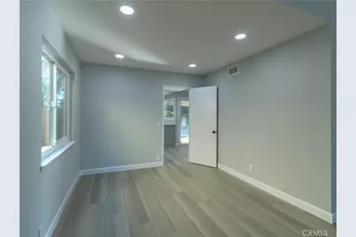 518 W Alpine, Santa Ana, CA 92707 - Photo 6