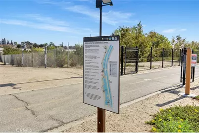 636 S Lakeshore Drive, Anaheim, CA 92806 - Photo 22