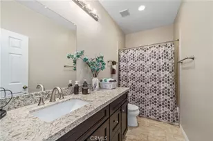 11141 Gardenhurst Ct, Riverside, CA 92505 - Photo 22