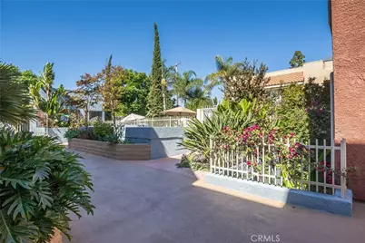 550 Orange Ave #216, Long Beach, CA 90802 - Photo 2