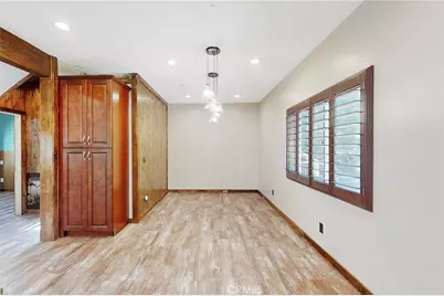 33892 Green Valley Lake Road, Green Valley Lake, CA 92341 - Photo 10