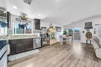 29427 Linden, Lake Elsinore, CA 92530 - Photo 8