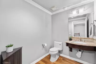 401 Bernard #202, Costa Mesa, CA 92627 - Photo 10