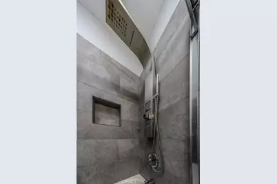555 Maine Avenue #330, Long Beach, CA 90802 - Photo 12