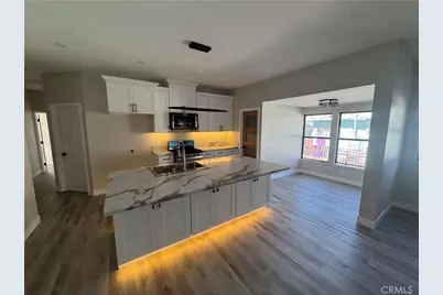 529 W 10th, Long Beach, CA 90813 - Photo 8