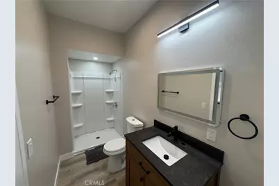 529 W 10th, Long Beach, CA 90813 - Photo 10