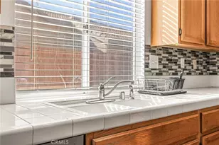 8541 Dove Creek, Hesperia, CA 92344 - Photo 6