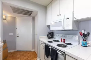 6000 Bixby Village Dr, Long Beach, CA 90803 - Photo 6